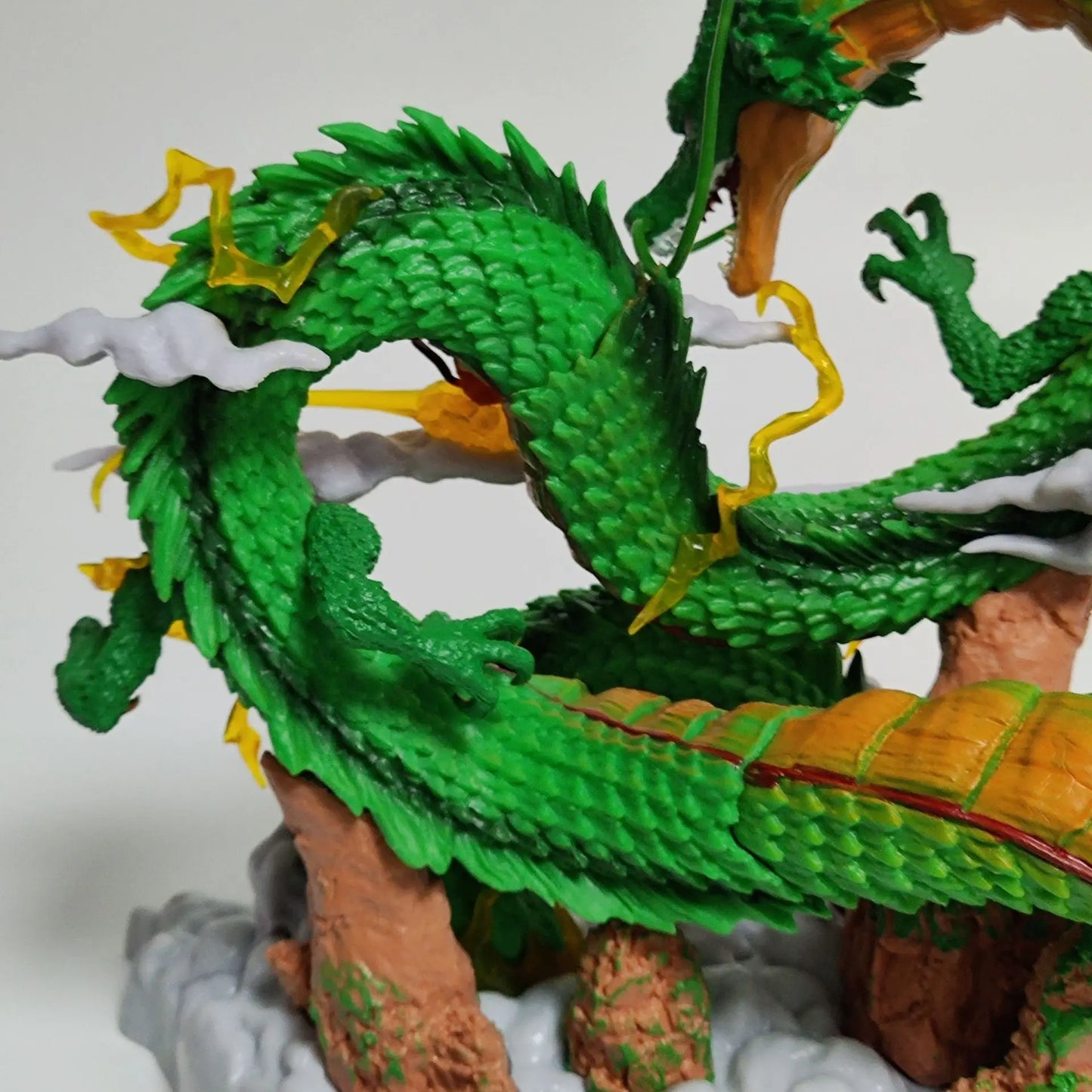 Shenron & Goku Figure – Dragon Ball Z Collector’s Statue