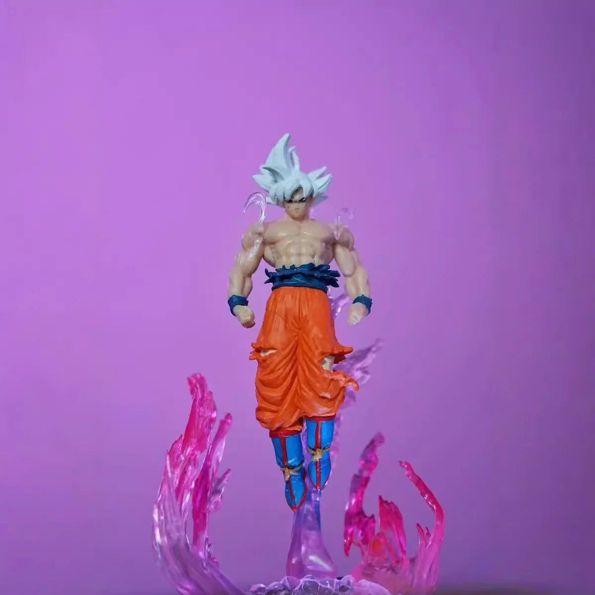 24cm Anime Dragon Ball Son Goku Ultra Instinct Action Figure Model Gift