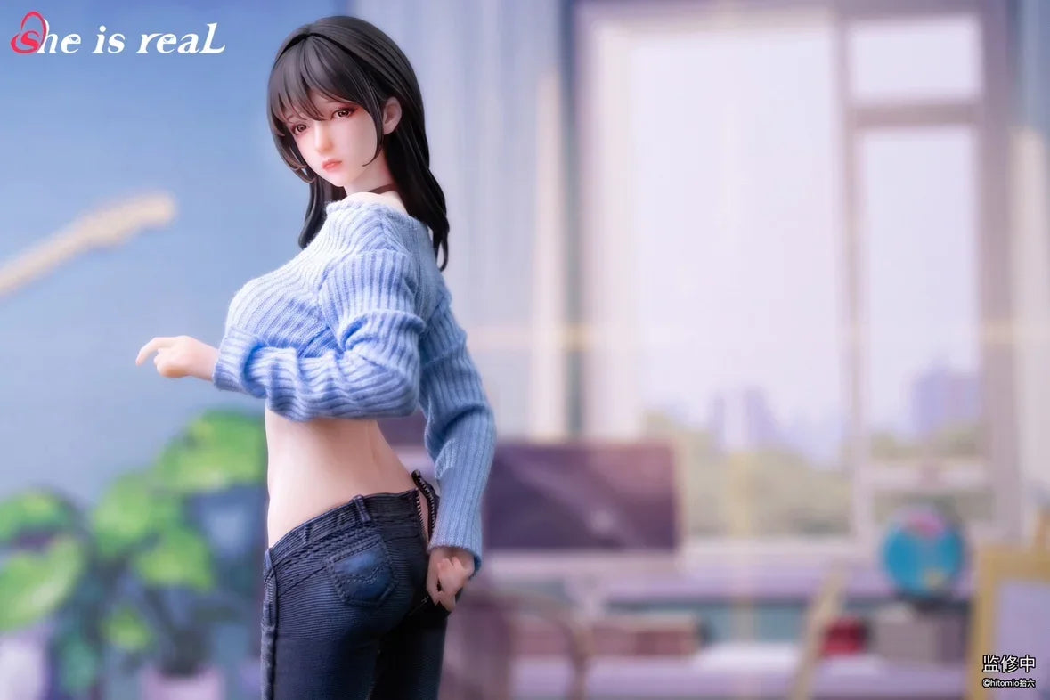 TYCTOYS 27cm Hitomio She Is Real Guitar Sister Anime Figure Model Toy